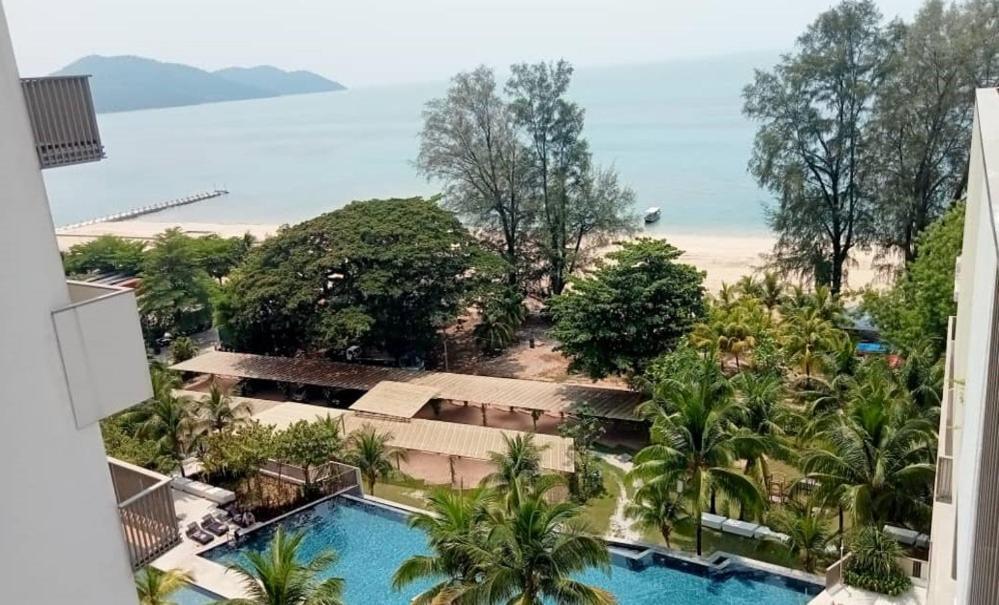 Ferienwohnung By The Sea Batu Feringgi Exterior foto